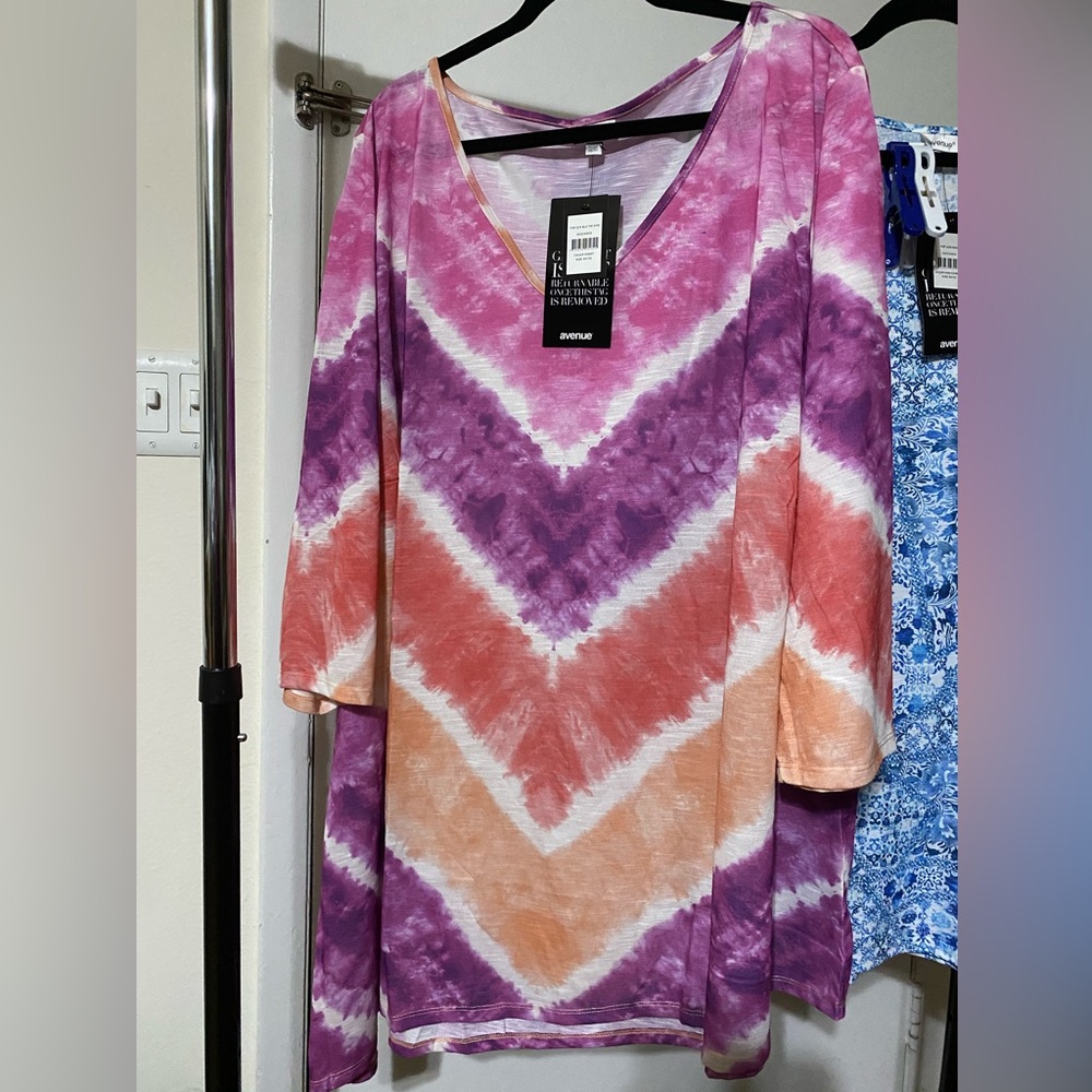 Avenue Sunset Top 3/4 sleeves New Orange, purple, pink tie-dye